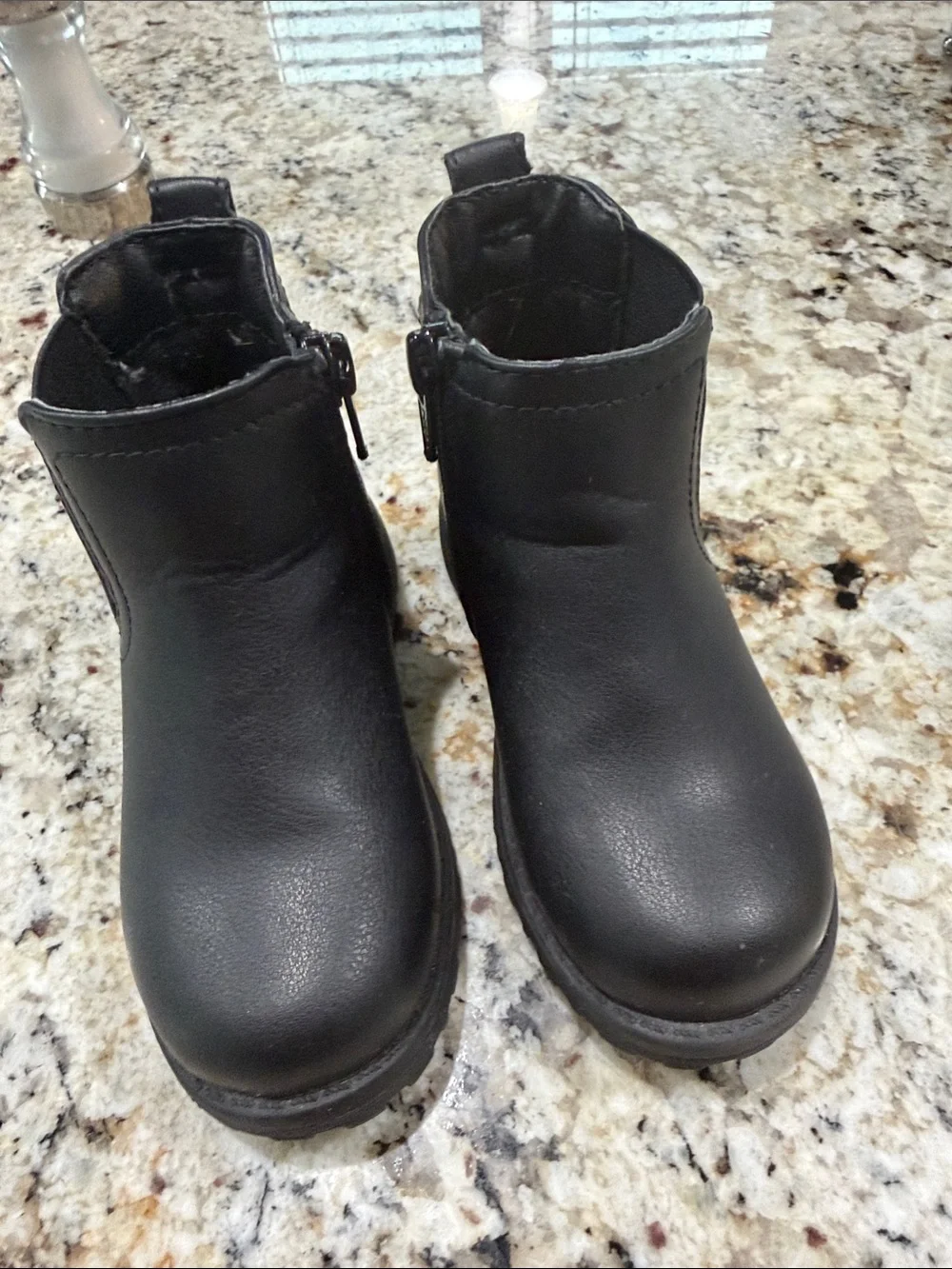 The Children's Place Black Zip Ankle Boots for Boys